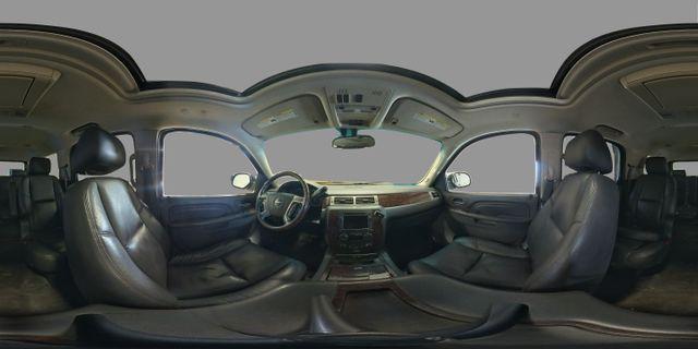 Photo of 2011 Onyx Black GMC Yukon