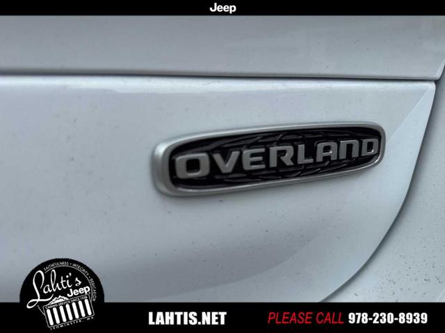 Photo of 2025 Bright White Clearcoat Jeep Grand Cherokee L