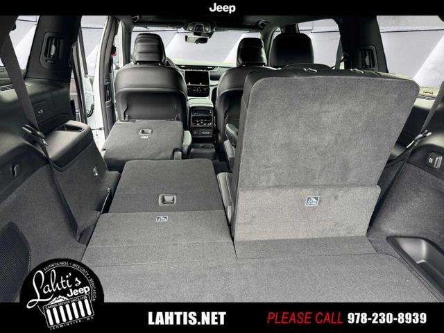 Photo of 2025 Bright White Clearcoat Jeep Grand Cherokee L