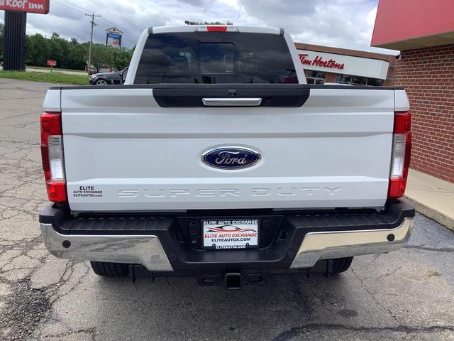 Photo of 2019 Oxford White Ford F-350
