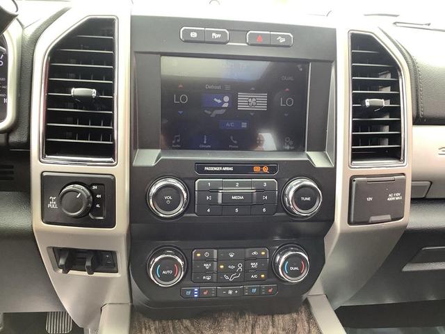 Photo of 2019 Oxford White Ford F-350