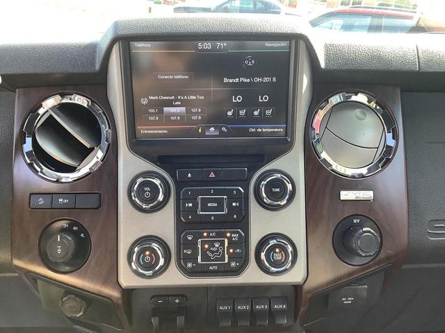 Photo of 2013 White Platinum Clearcoat Metallic Ford F-250