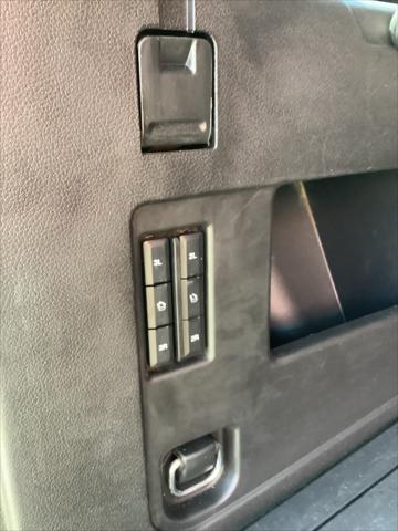 Photo of 2018 White Platinum Ford Expedition