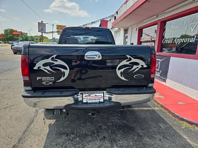 Photo of 2004 Black Clearcoat Ford F-250