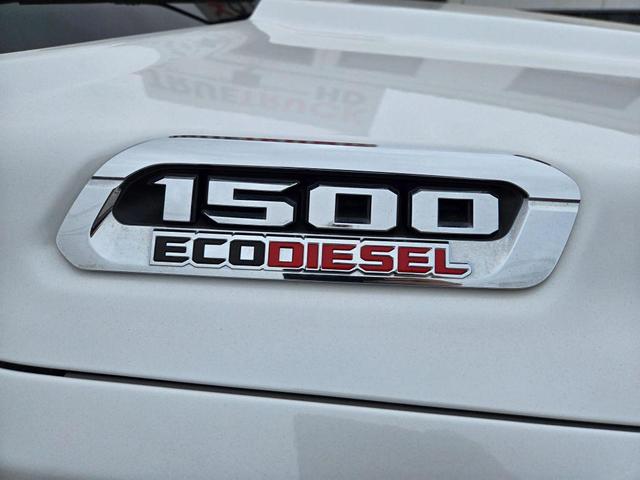 Photo of 2020 Ivory White Tri-Coat Pearlcoat RAM 1500