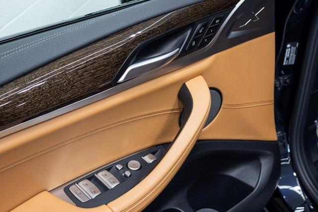 Photo of 2020 Carbon Black Metallic BMW X3