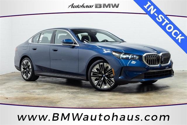 Photo of 2026 Phytonic Blue Metallic BMW 530