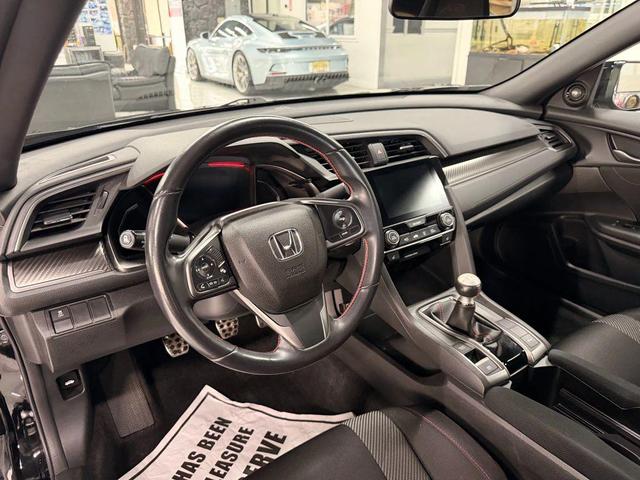 Photo of 2018 Crystal Black Pearl Honda Civic