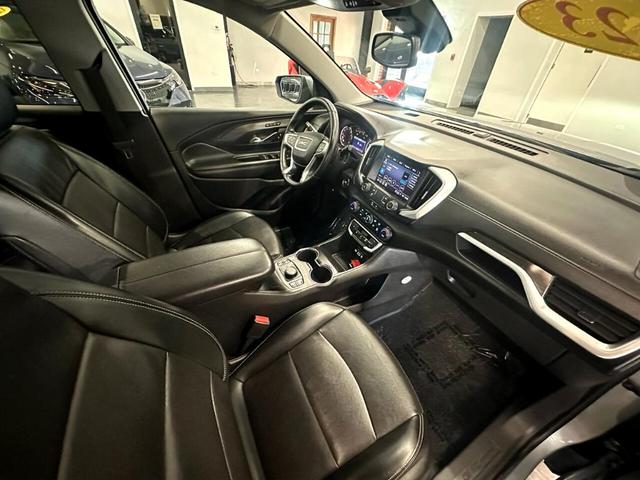 Photo of 2023 Gray GMC Terrain