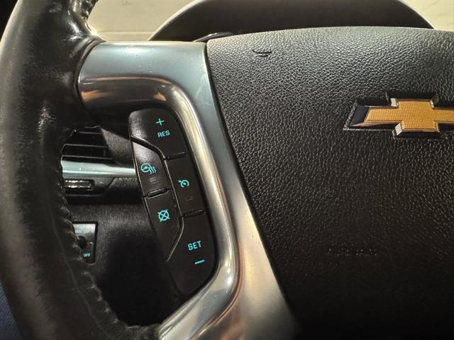 Photo of 2015 Blue Chevrolet Traverse