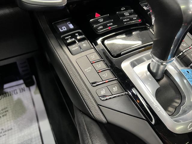 Photo of 2018 Black Porsche Cayenne