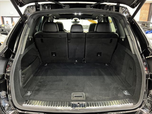 Photo of 2018 Black Porsche Cayenne