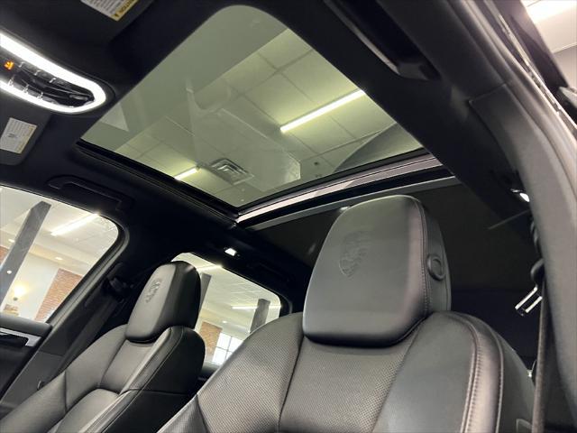 Photo of 2018 Black Porsche Cayenne