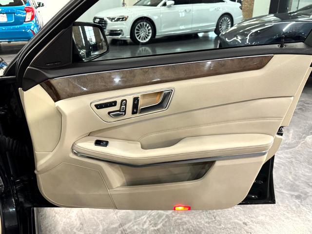 Photo of 2014 Black Mercedes-Benz E-Class