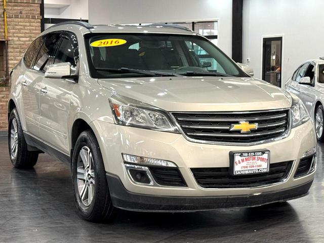 Photo of 2016 Tan Chevrolet Traverse