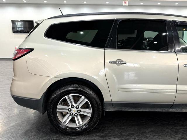 Photo of 2016 Tan Chevrolet Traverse