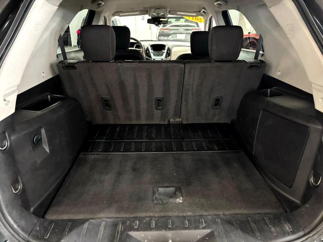 Photo of 2017 Gray Chevrolet Equinox