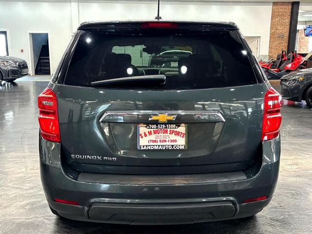 Photo of 2017 Gray Chevrolet Equinox