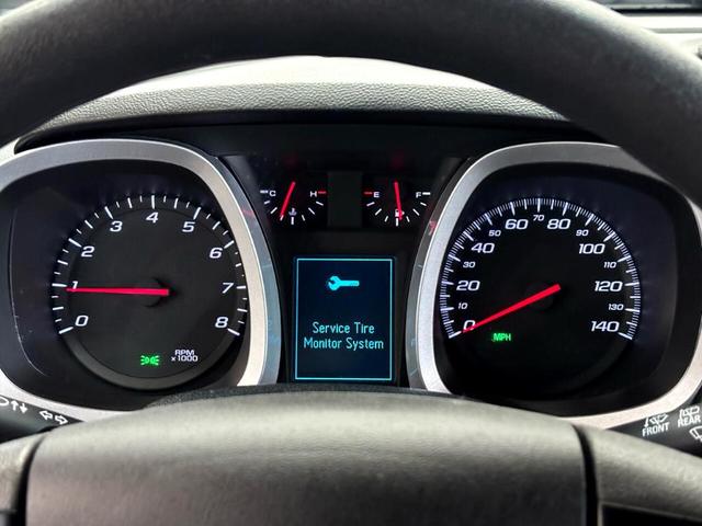 Photo of 2017 Gray Chevrolet Equinox