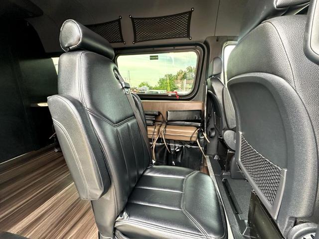 Photo of 2021 White Mercedes-Benz Sprinter 2500