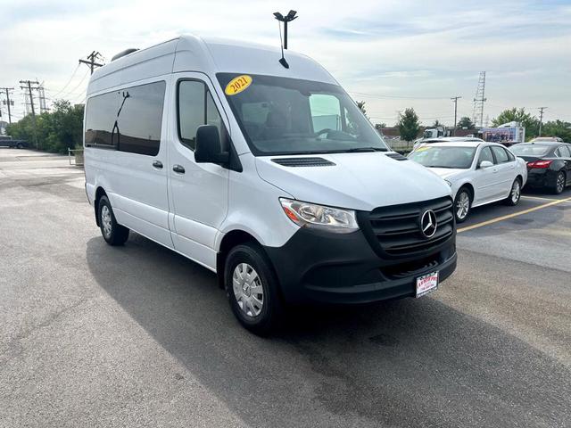 Photo of 2021 White Mercedes-Benz Sprinter 2500
