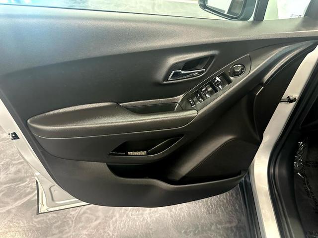 Photo of 2020 Silver Chevrolet Trax