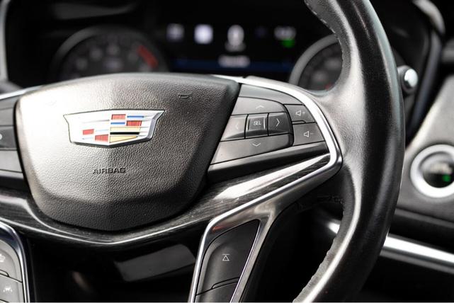 Photo of 2020 Black Cadillac XT5