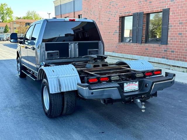 Photo of 2022 Gray Ford F-350