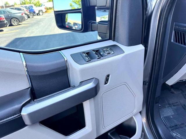 Photo of 2022 Gray Ford F-350