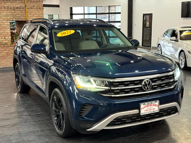 Photo of 2022 Tourmaline Blue Metallic Volkswagen Atlas