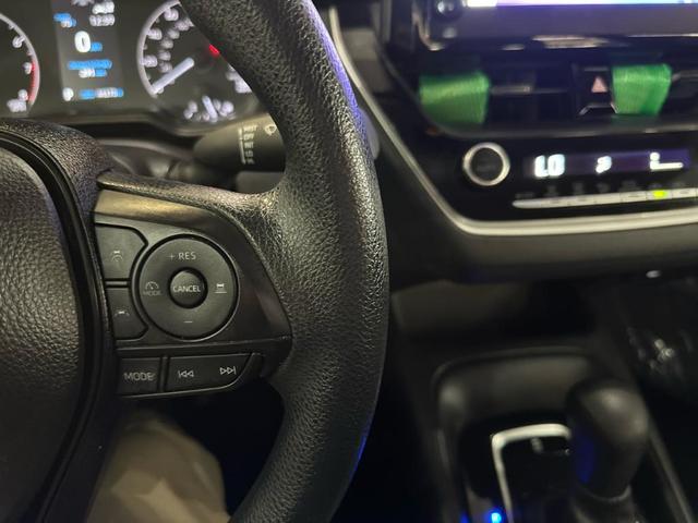 Photo of 2024 White Toyota Corolla