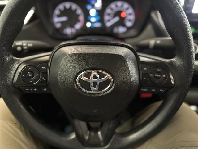 Photo of 2024 White Toyota Corolla