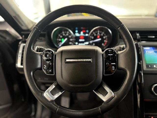 Photo of 2019 Narvik Black Land Rover Discovery