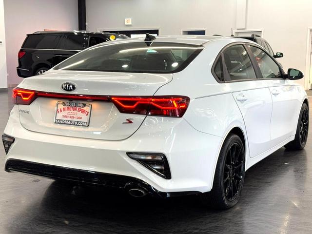 Photo of 2019 White Kia Forte