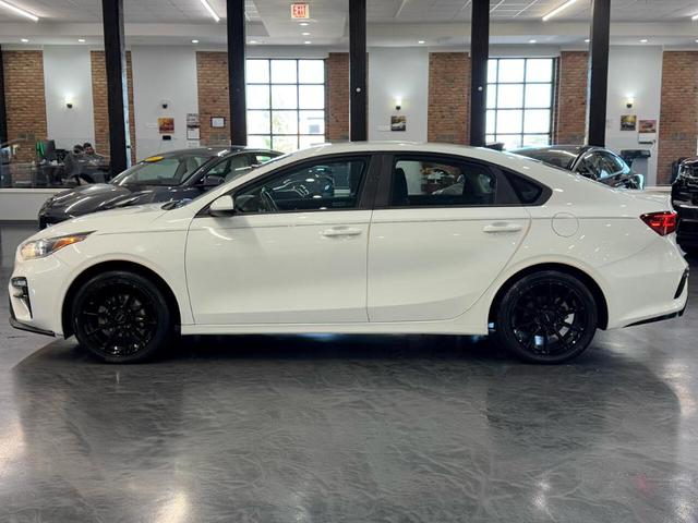 Photo of 2019 White Kia Forte