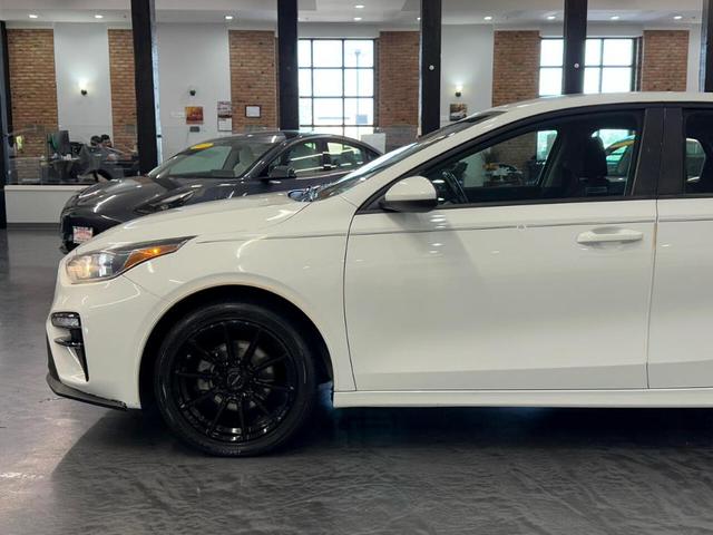 Photo of 2019 White Kia Forte