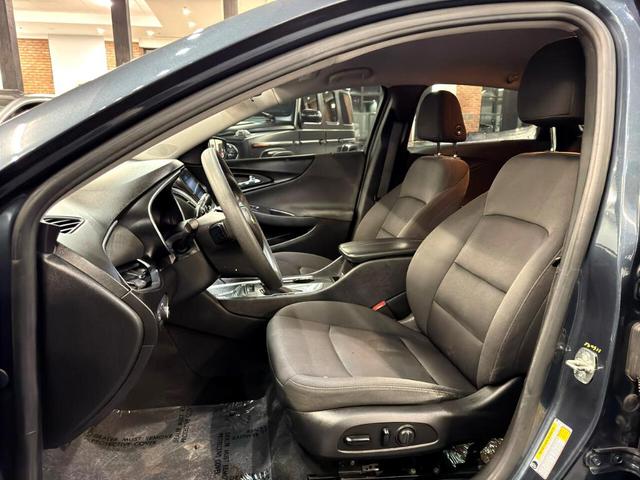 Photo of 2020 Shadow Gray Metallic Chevrolet Malibu