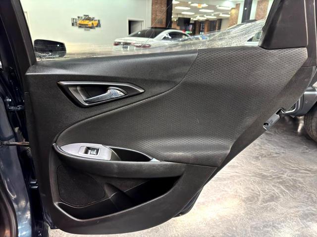 Photo of 2020 Shadow Gray Metallic Chevrolet Malibu