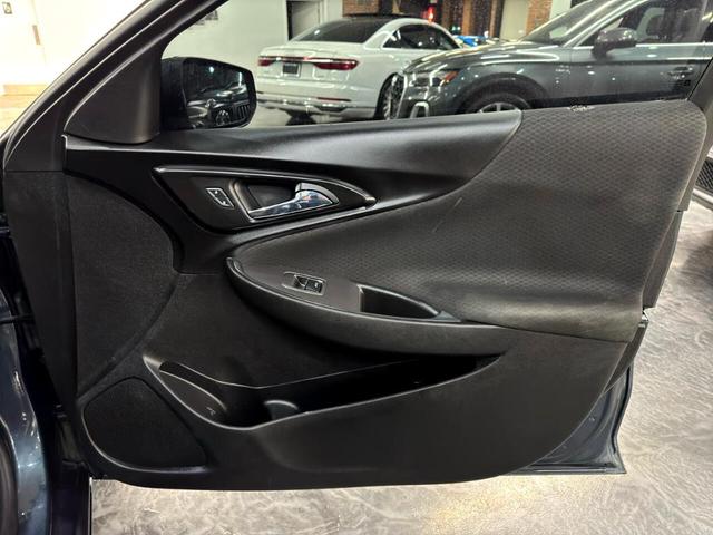 Photo of 2020 Shadow Gray Metallic Chevrolet Malibu