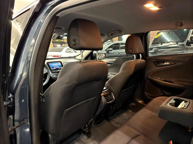 Photo of 2020 Shadow Gray Metallic Chevrolet Malibu