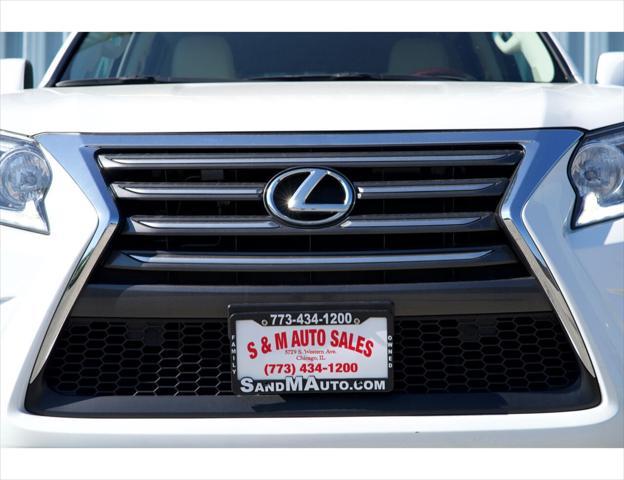 Photo of 2018 White Lexus GX 460