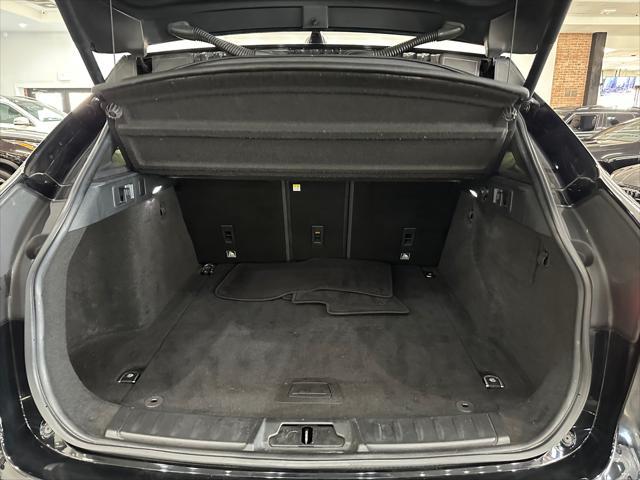 Photo of 2017 Ebony Black Jaguar F-PACE