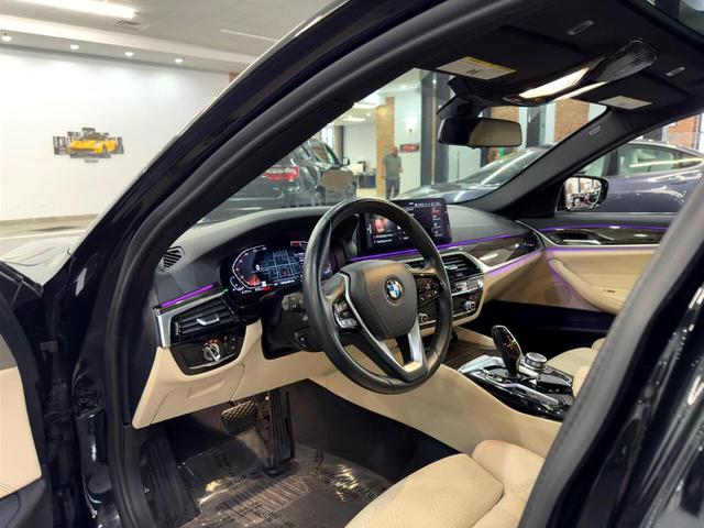 Photo of 2022 Black BMW 530