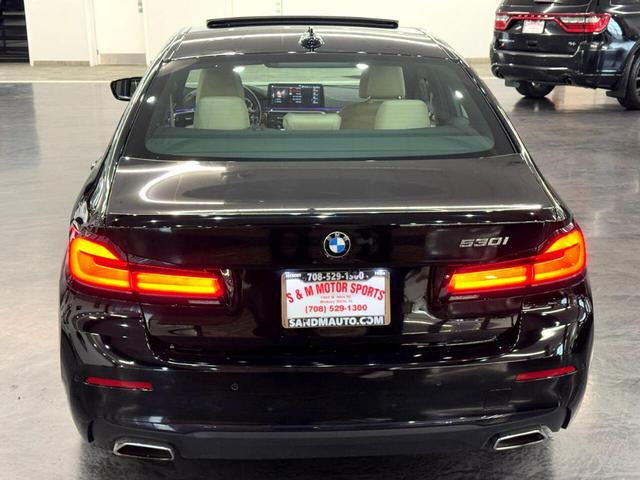 Photo of 2022 Black BMW 530