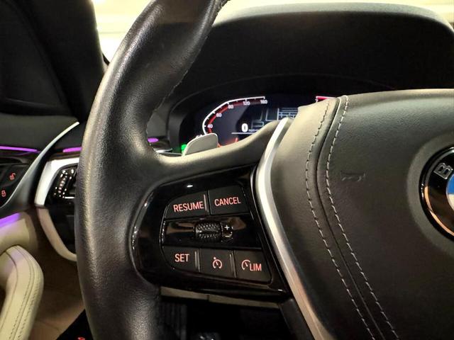 Photo of 2022 Black BMW 530