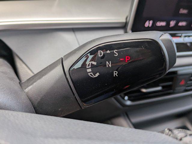 Photo of 2025 Platinum Gray Metallic Volkswagen Tiguan