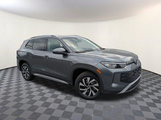 Photo of 2025 Platinum Gray Metallic Volkswagen Tiguan