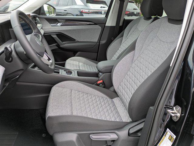 Photo of 2025 Deep Black Pearl Volkswagen Tiguan