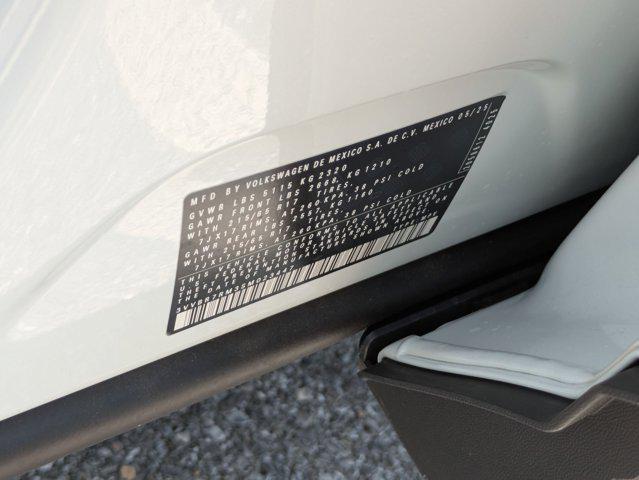 Photo of 2025 Pure White Volkswagen Tiguan