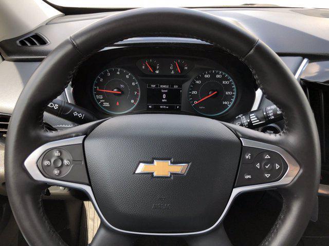 Photo of 2020 Iridescent Pearl Tricoat Chevrolet Traverse